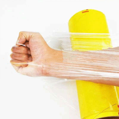فیلم چسبنده مواد غذایی خانگی فیلم چسبنده پلاستیکی PVC / PVDC / PE / LDPE با برش اسلایدی